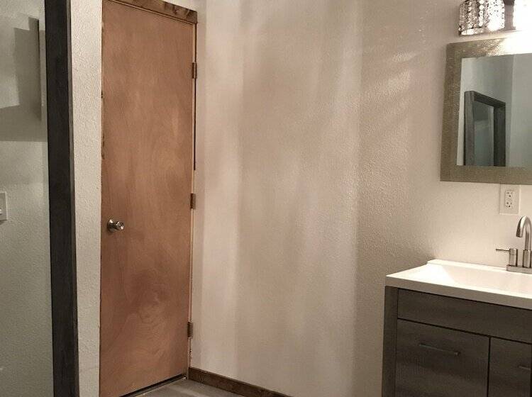 Terlingua Nights Cabins