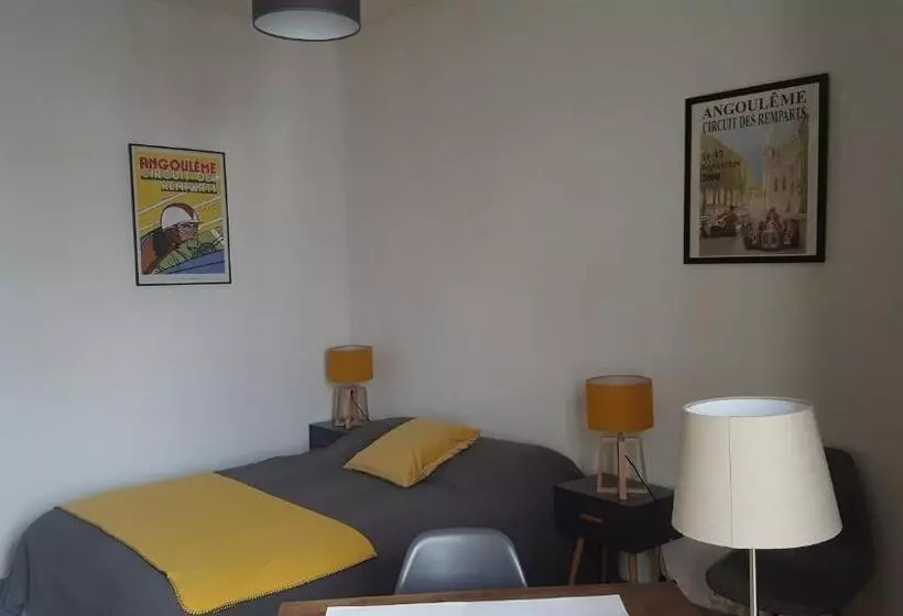 Aamiaismajoitus (B&B) La Tour De Lavalette