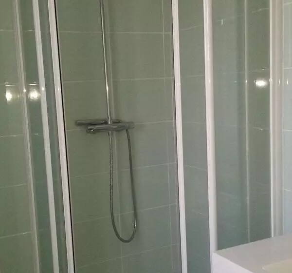 Aamiaismajoitus (B&B) La Tour De Lavalette