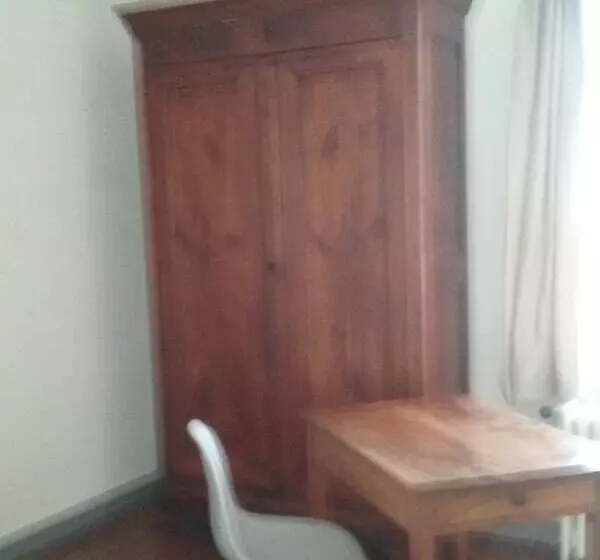 Aamiaismajoitus (B&B) La Tour De Lavalette