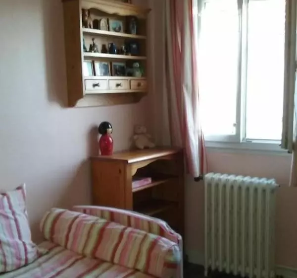 Aamiaismajoitus (B&B) La Tour De Lavalette