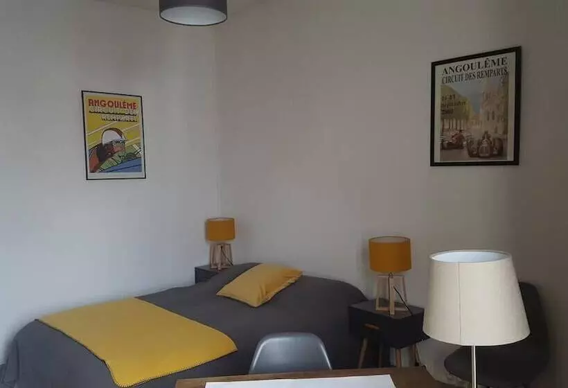 Aamiaismajoitus (B&B) La Tour De Lavalette