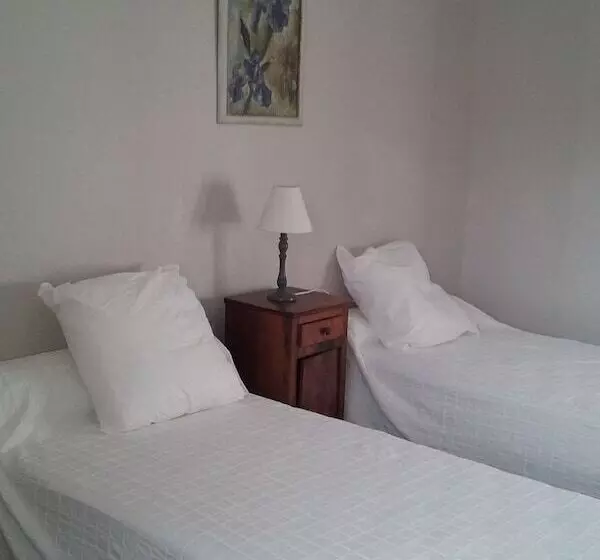 Aamiaismajoitus (B&B) La Tour De Lavalette