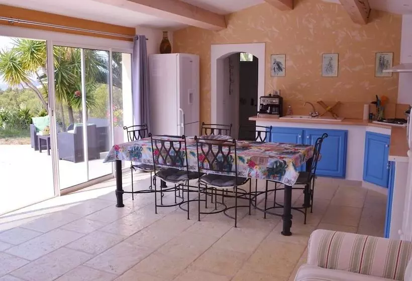 Gite Vue Mer  Near Plage Du Liouquet