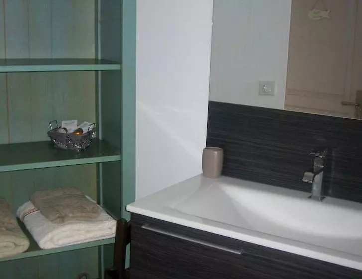 Gite Vue Mer  Near Plage Du Liouquet