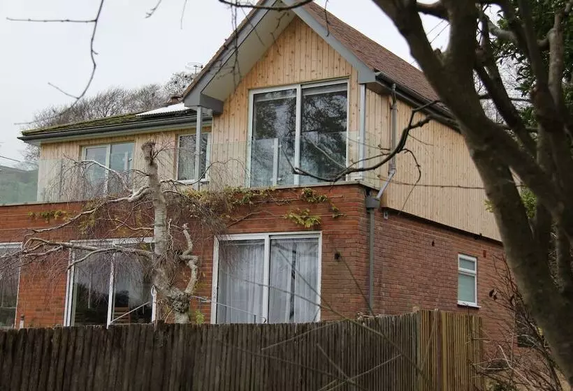 Marshlands Annexe