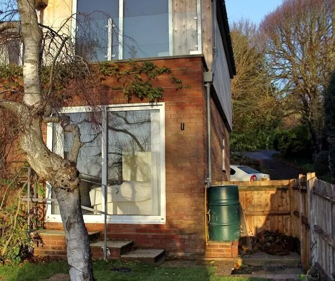 Marshlands Annexe