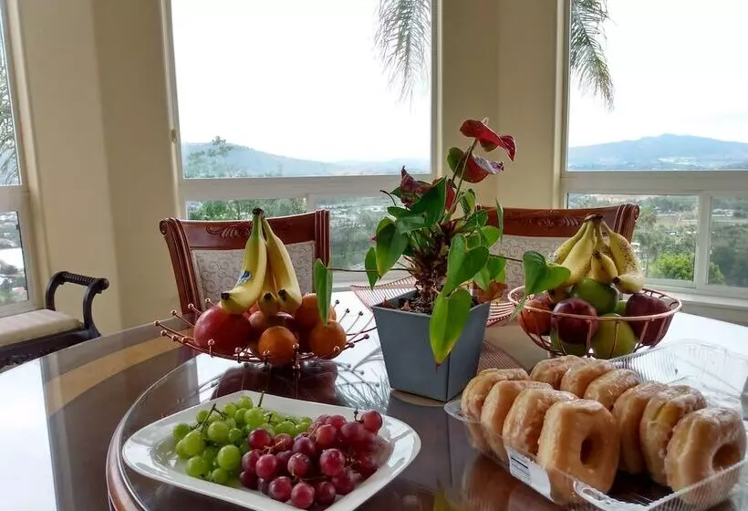 Sunshine Mountain Bed And Breakfast