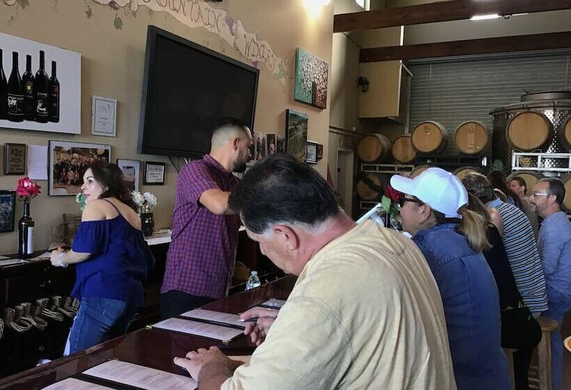 Sunshine Mountain Bed And Breakfast