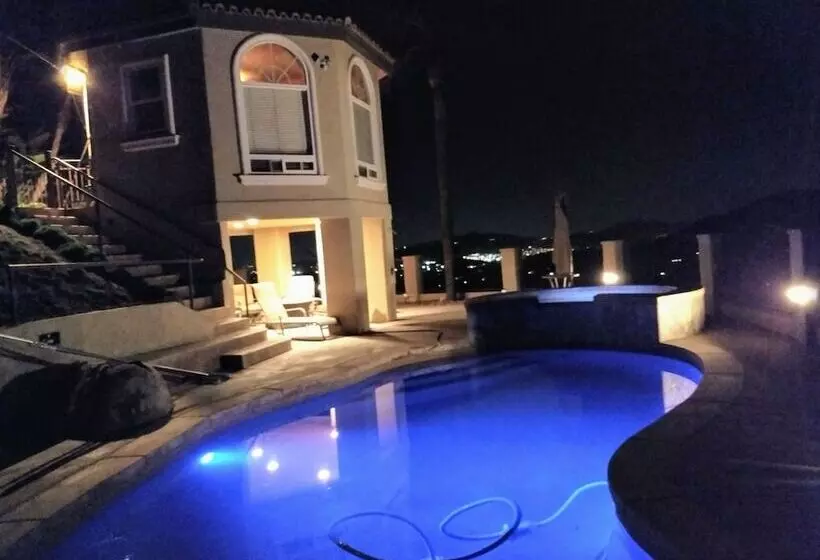 Sunshine Mountain Bed And Breakfast