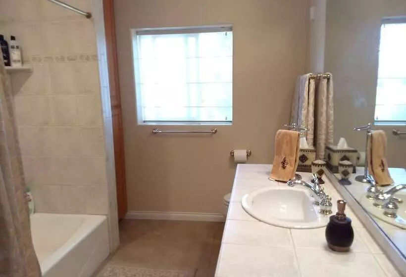 Sunshine Mountain Bed And Breakfast