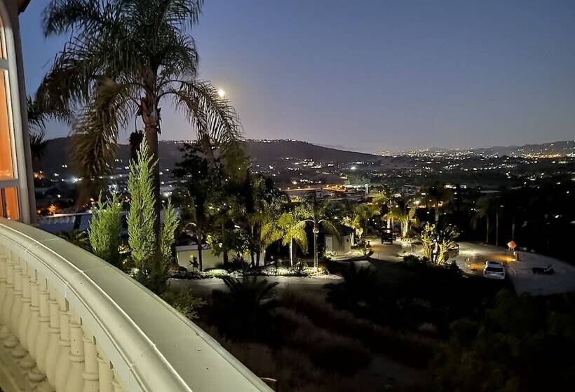 Sunshine Mountain Bed And Breakfast