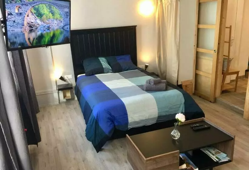 La Provence Suites