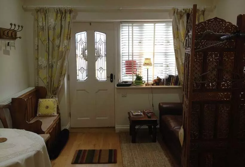 Snowdonia Snug   Studio Style Accommodation