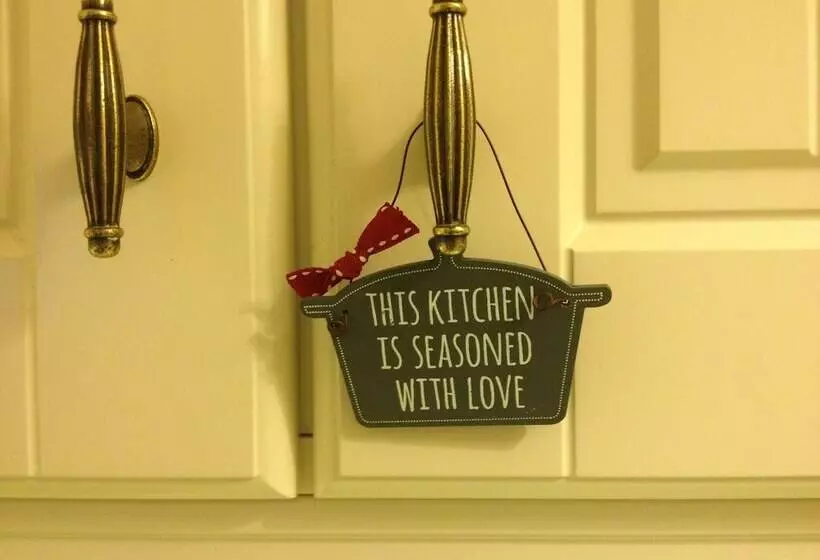 Snowdonia Snug   Studio Style Accommodation