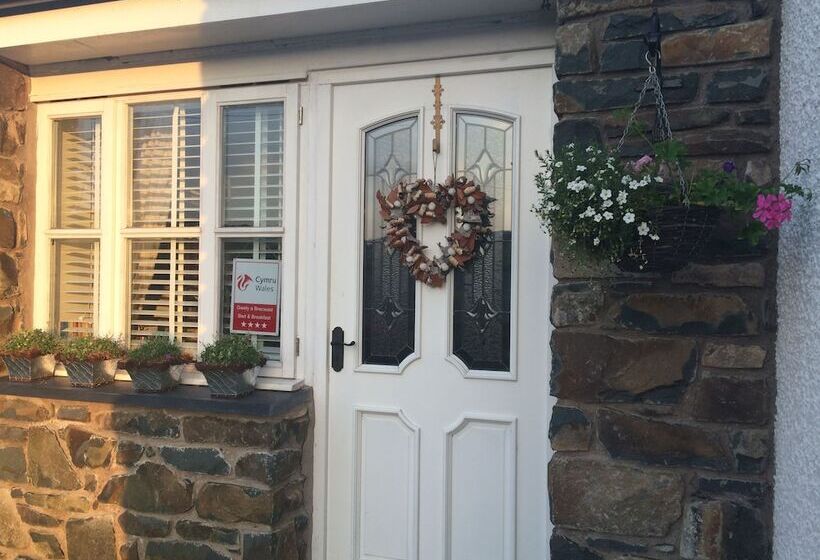 Snowdonia Snug   Studio Style Accommodation