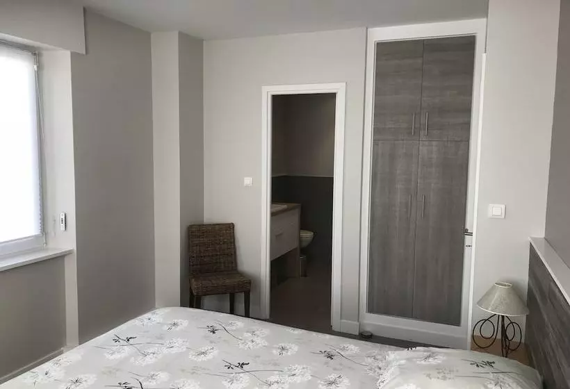 تختخواب و صبحانه La Bonnauderie