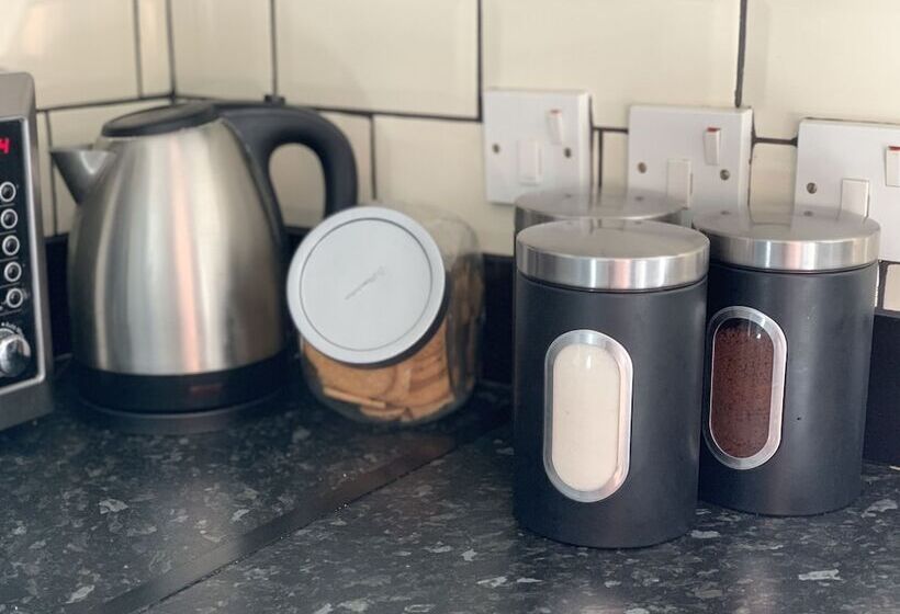 Eskdaill Place Apartment