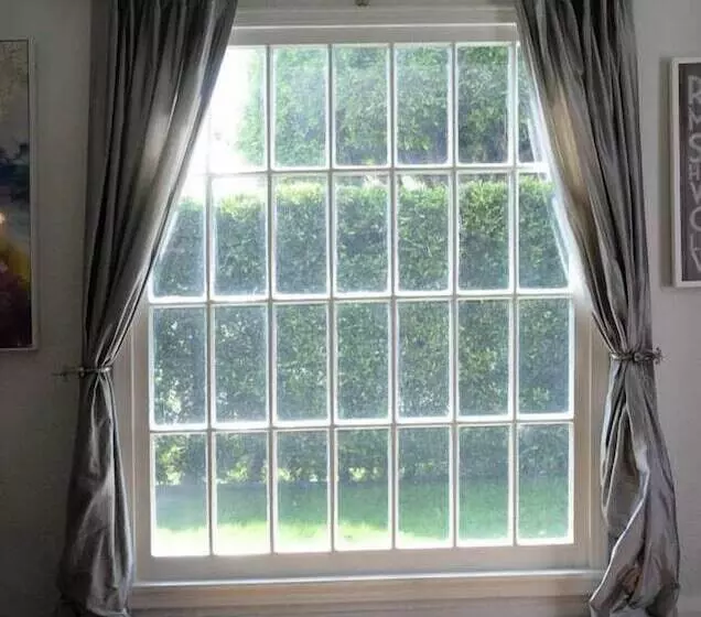 Ethnic Vibes In Weho Melrose   Walk To Everywhere