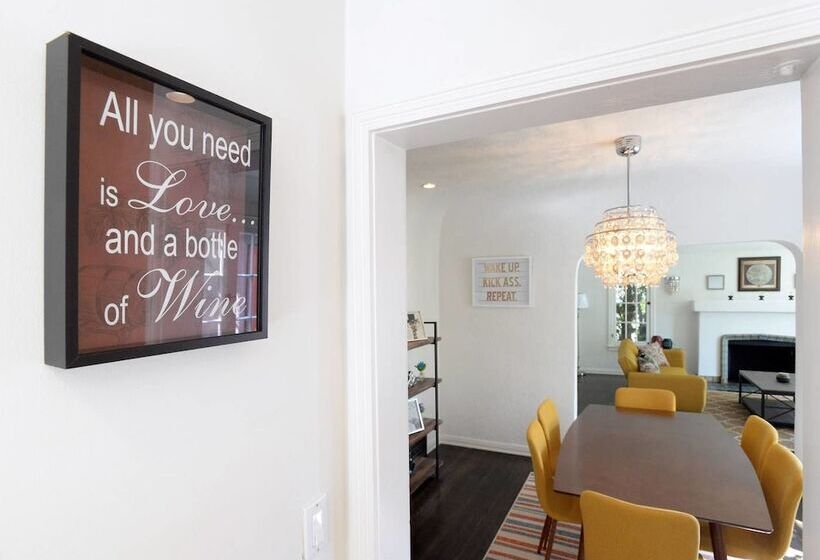 Ethnic Vibes In Weho Melrose   Walk To Everywhere