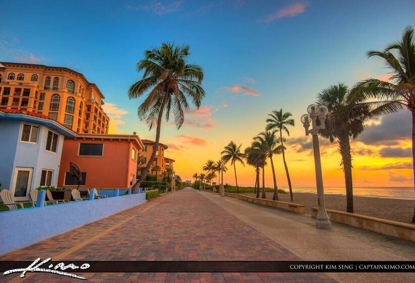 Beautiful Property In Hallandale Beach!!!