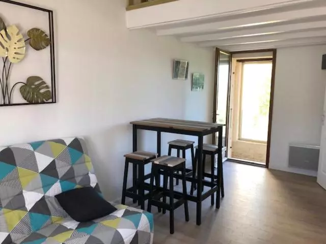 ベッドアンドブレックファースト La Maison De Lalouette