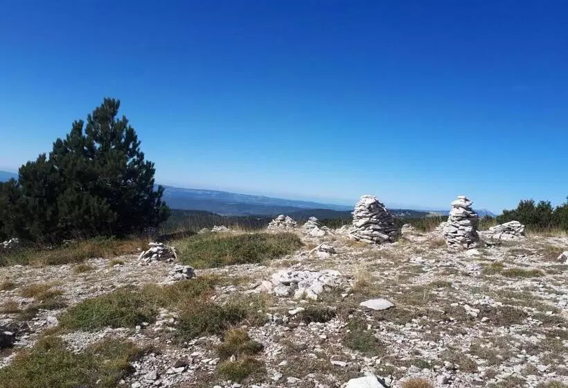 ベッドアンドブレックファースト La Maison De Lalouette