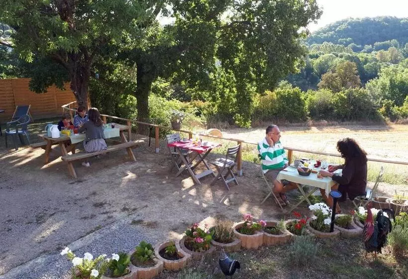 ベッドアンドブレックファースト La Maison De Lalouette