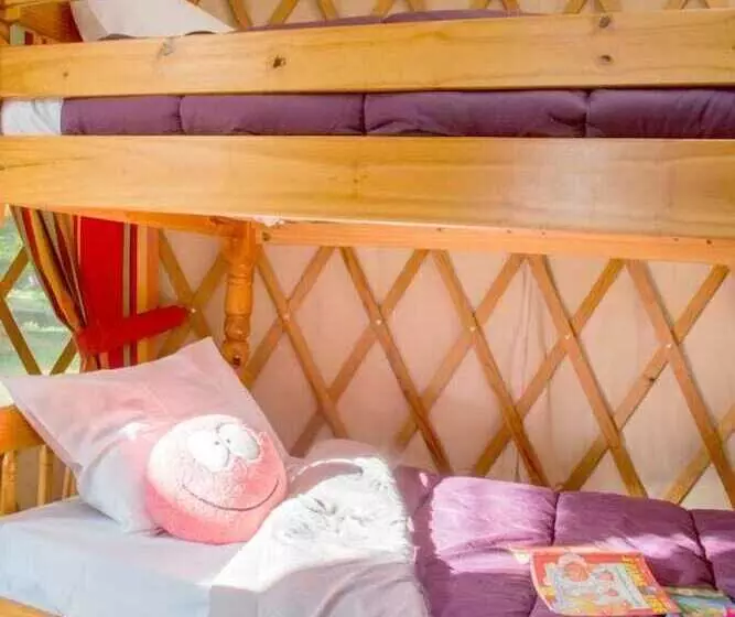 Camping Le Beauvillage   Yourte