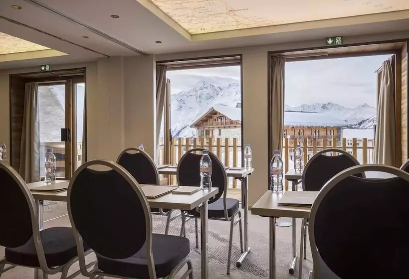 ホテル Hôtel Alparena & Spa 4 étoiles