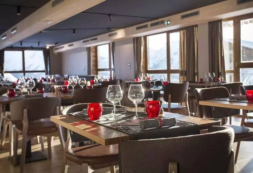 ホテル Hôtel Alparena & Spa 4 étoiles