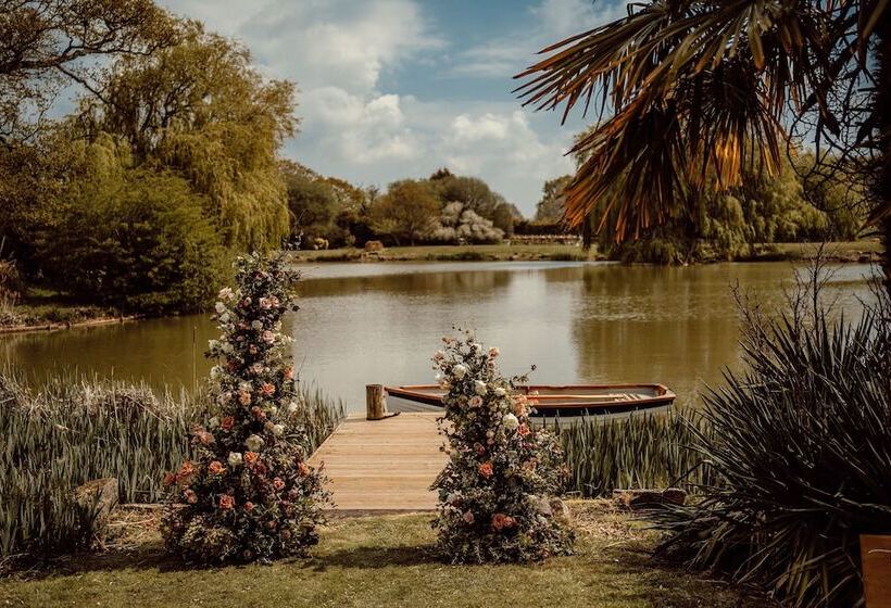 Northlands Farm & Lakes