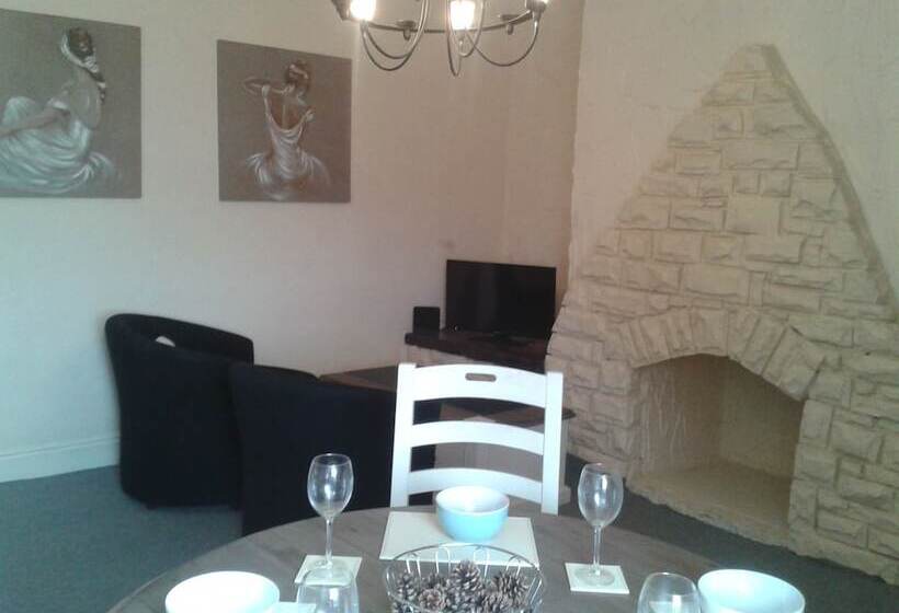 بنسيون Avenue Road