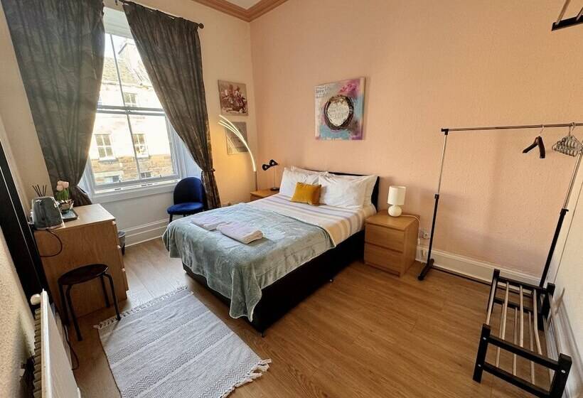 Pensió @part Bernard Rooms