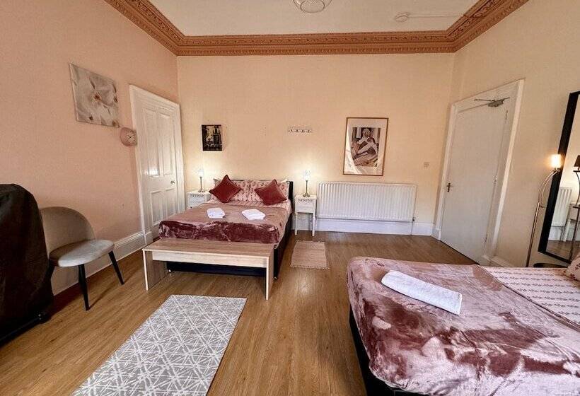 Pensió @part Bernard Rooms