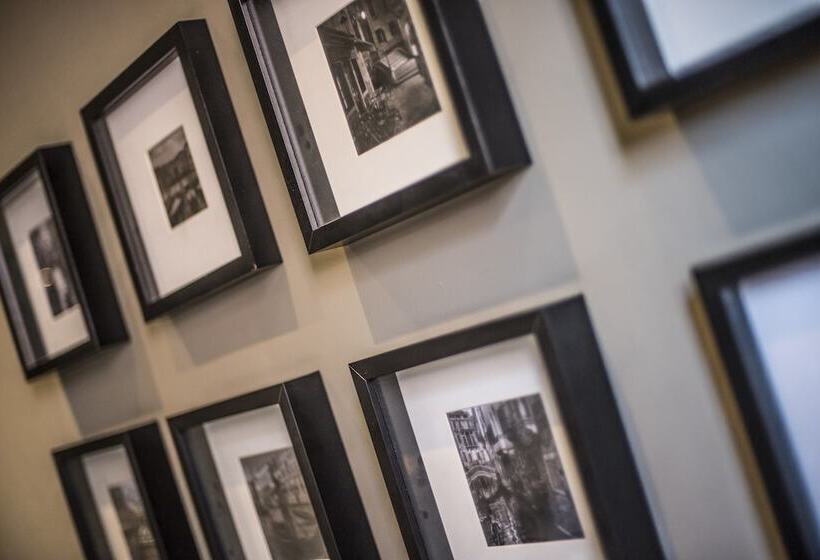 膳宿费 N Ista Boutique Rooms Birkdale  Southport