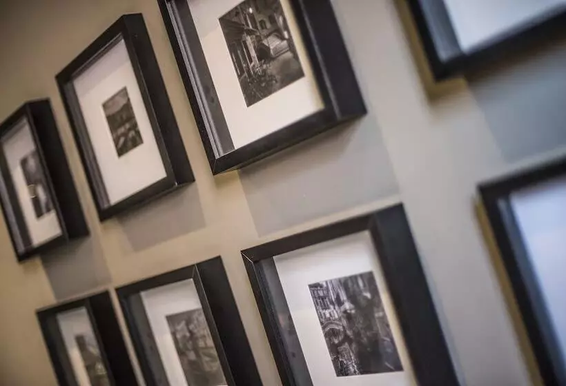 Majatalo N Ista Boutique Rooms Birkdale  Southport