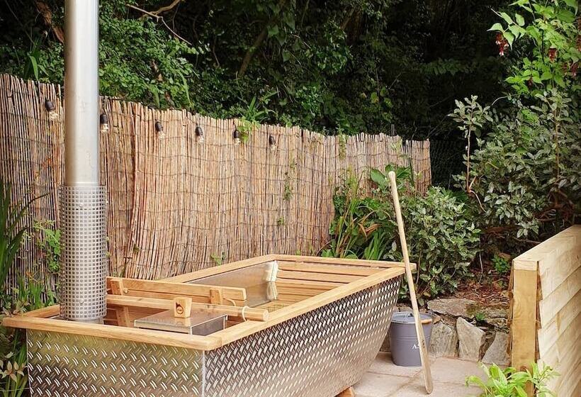 The Hideaway At Tregoose Old Mill