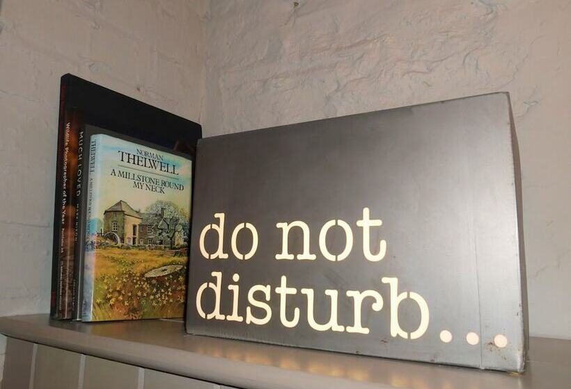 The Hideaway At Tregoose Old Mill