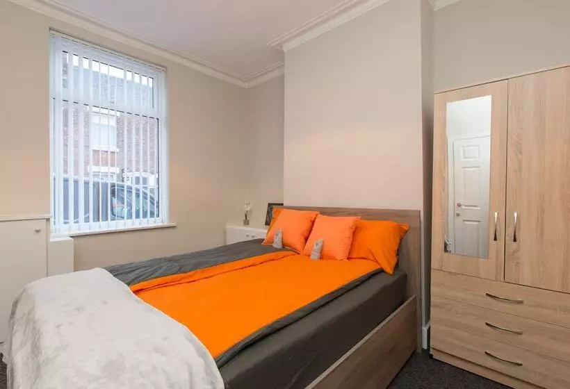 Townhouse @ Rose Street Stoke