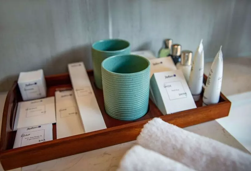 هتل Radisson Blu Resort Cam Ranh