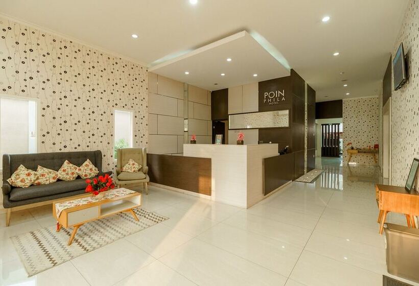 בית מלון כפרי Reddoorz Plus @ Point Phila Cihampelas