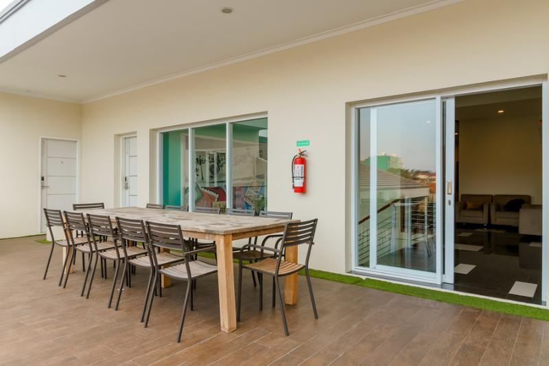 בית מלון כפרי Reddoorz Plus @ Point Phila Cihampelas