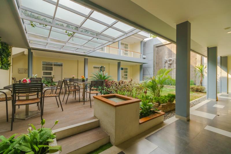 בית מלון כפרי Reddoorz Plus @ Point Phila Cihampelas