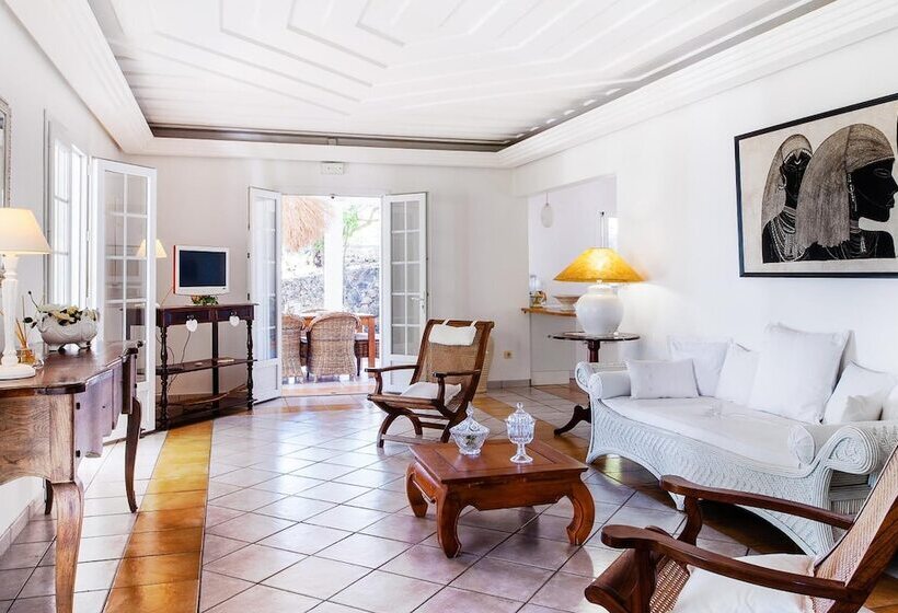 هتل Senteur Vanille