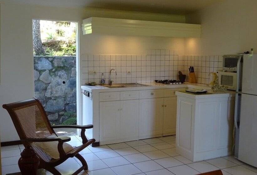 هتل Senteur Vanille