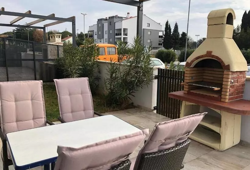 Apartment Petrovic Medulin