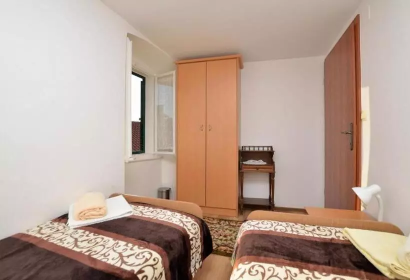 Apartment Stari Grad