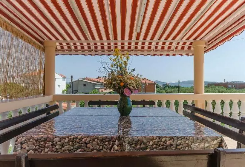 Apartment Summerteracea