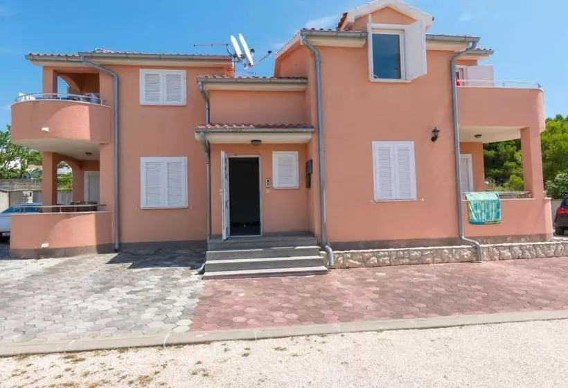 Apartment Zdravka